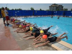 Büyükşehir Belediyesi Yüzme Kursları Başlıyor