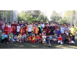 Önce Kur’an Öğreniyorlar Sonra Futbol Oynuyorlar