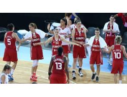 Sırbistan'ı 92-71 Yenen A Milli Kadın Basketbol Takımı Avrupa Üçüncüsü Oldu