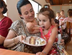 Çölyaklı Çocuklar İçin Pasta Yaptılar