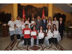 Dünya İkincisi Şampiyon Öğrenciler Bursa’nın Gurur Oldu