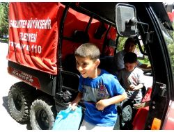 İşitme Engelli Çocuklar Bir Günlüğüne İtfaiyeci Oldu