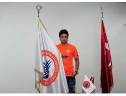 İstanbul Bbsk Orhan Taşdelen Ve Eser Altın'ı Transfer Etti