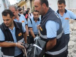 Dükkân Çöktü, Hurdacı Hayatını Kaybetti