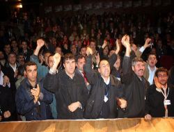 Chp Kongresinde 'aile Şirketi' Sözü Olay Çıkardı