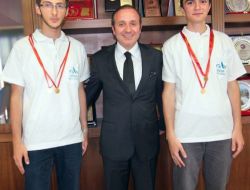 Başkan Küçükler, Lys Şampiyonlarını Altınla Ödüllendirdi