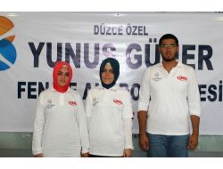 Düzce Lys Şampiyonları Yunus Güner Fen Ve Anadolu Lisesi'nden