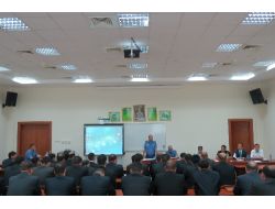 Türkmen Polisine Çevik Kuvvet Eğitimi Verildi