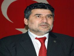 "Türkiye, Demokrasiyle Yönetilmeyi Beceremedi"