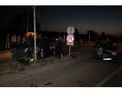 Akyazı'da Trafik Kazası: 2 Yaralı