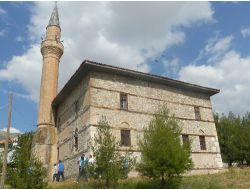 800 Yıllık Tarihi Ahşap Cami İlgi Bekliyor