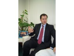 Avustralya, Müslüman Bakan Husiç’e Sahip Çıktı