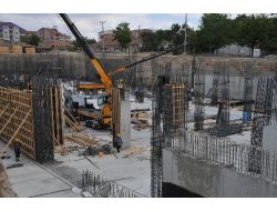 Neşet Ertaş Kültür Ve Sanat Merkezi Yapım Çalışmaları Devam Ediyor