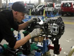 Rusya Sanayi Üretimi Yüzde 2,7 Büyüdü!!