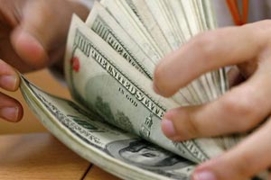 Dolar kritik eşiğe dayandı!!