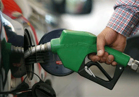 Benzine bu kez indirim yapıldı