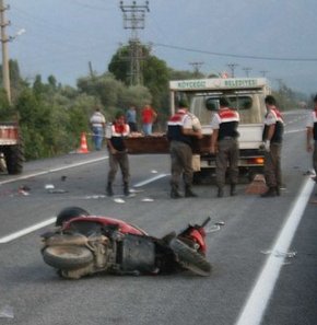Trafiğe kapalı yolda feci kaza