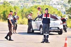 Robot jandarma iş başında