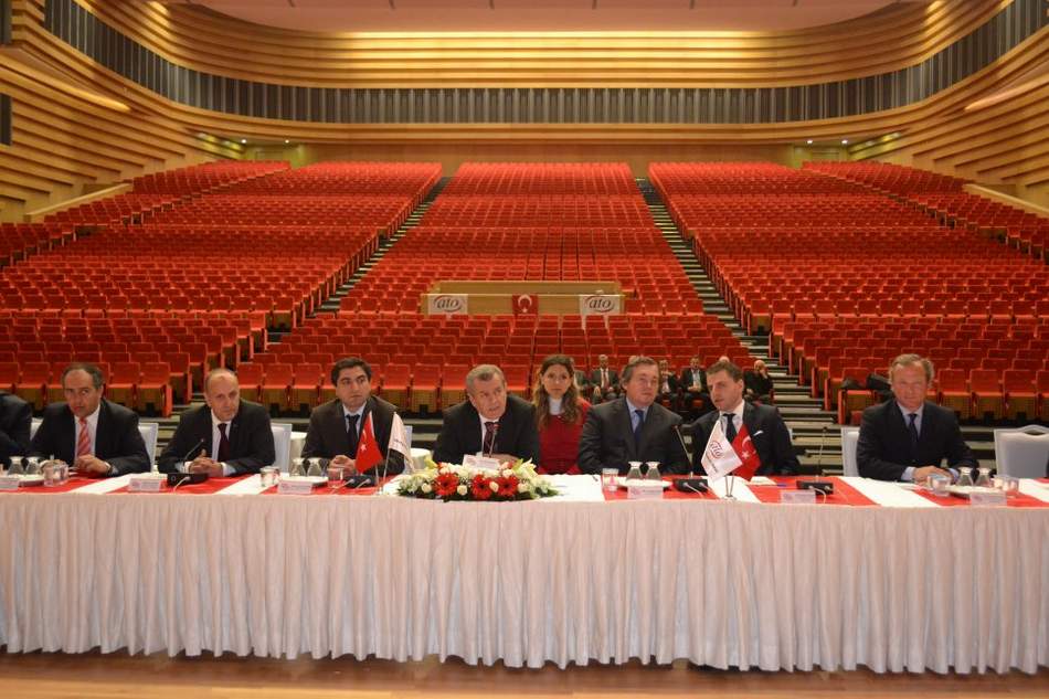 'TAM BİR BELİRSİZLİK'