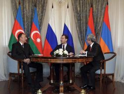 Yukarı Karabağ Görüşmelerinde Kısmi İlerleme; Taraflar Tekliflerini Yazılı Olarak Hazırlayacak