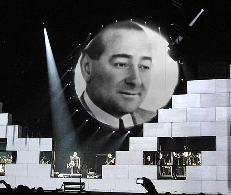 Menderes, Mumcu ve Dink The Wall'un duvarında