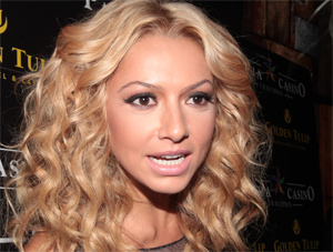 Hadise'ye şok dava!