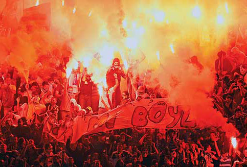 Holigan tünel bile kazdı!..