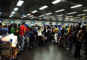 HAVAALANINDA SAATLER GEÇİRMEYE SON