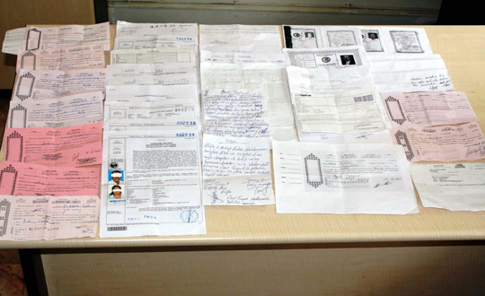 İki memura tefecilik gözaltısı