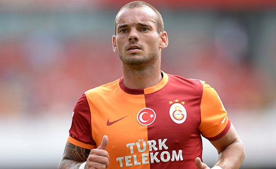 Sneijder'dan büyük özveri