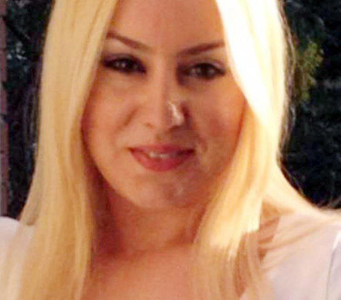 Kavga ettiği kız arkadaşını benzin döküp yaktı