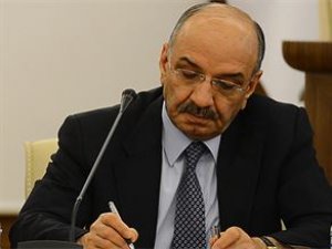 Mustafa Kumlu istifa etti!