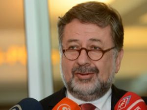 Büyükelçi Avni Botsalı Mısır'a Döndü