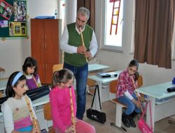 Fezalı Öğrenciler Tatilde İngilizce Öğreniyor