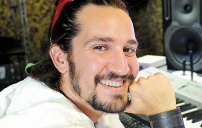 AÇILIŞ MANÇO'DAN...