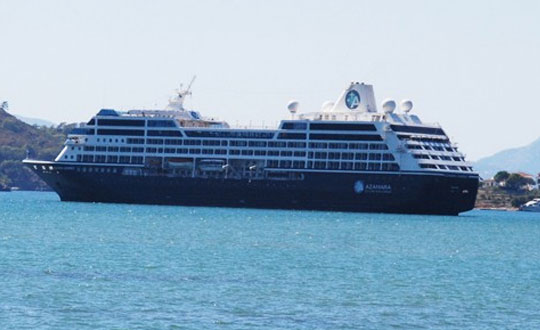 Dev gemi Fethiye Körfezi'ne yanaşamadı