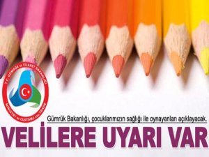 Kırtasiye malzemeleri inceleniyor