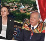 "Burada siyaset olmaz!"