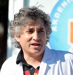 Ömer Özkan gözyaşlarını tutamadı