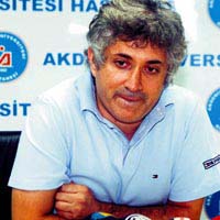 Dedikodu habere gözü yaşlı isyan