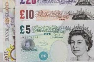 Kağıt para yerine, plastik para