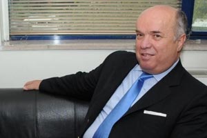 Fehmi Koru: Tek sermayesi utanmaz yüzü!