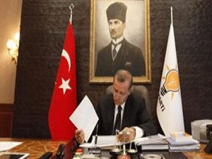 Başbakan'ın masasındaki son anket