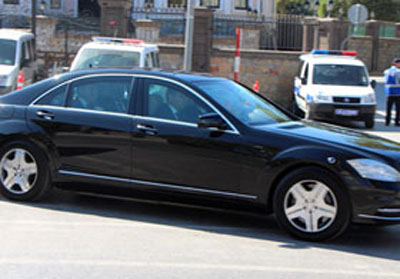 ERDOĞAN'IN EVİNİN ÖNÜNDE GİZEMLİ OLAY