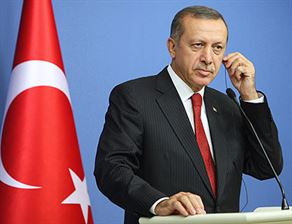 Başbakan yine erteledi!