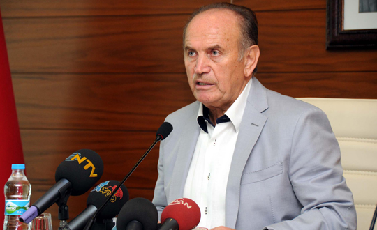 Kadir Topbaş, gazetelere ilan verdi