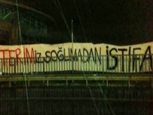 Galatasaray taraftarı sakinleşmiyor!