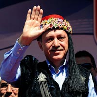 'Türkiye pranga ve zincirden kurtulacak'