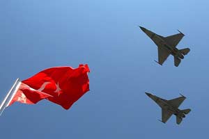 Suriye helikopteri geri döndürüldü