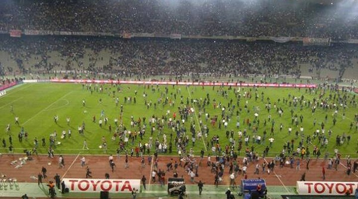 Amgio Sefa Fenerli iki yöneticiyi yaktı